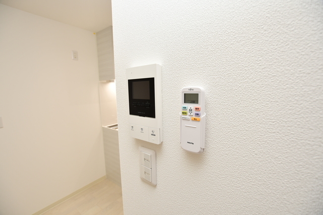 拡大写真:クリエオーレ若葉町 2階202のインターホン