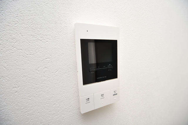 拡大写真:ALEGRIA枚方North 3階302のTVインターホン