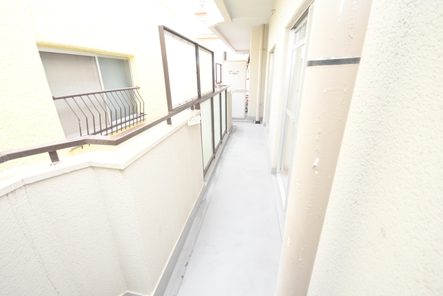 拡大写真:香栄ビル 3階302のバルコニー
