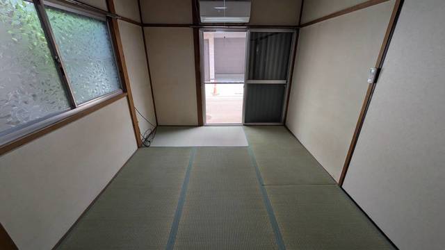 拡大写真:倉治2丁目貸家 1階1の和室