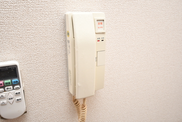 拡大写真:フリーディオ寝屋川 1階106のインターホン