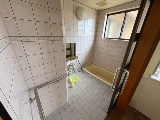 拡大写真:下牧町貸家 1の内観