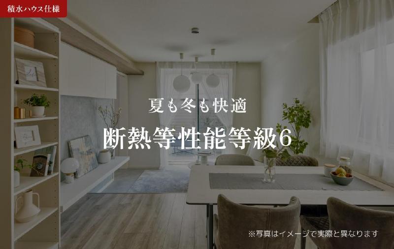 拡大写真：Ｌａ　Ｍａｉｓｏｎ　Ｃａｌｍｅ 3階305の外観