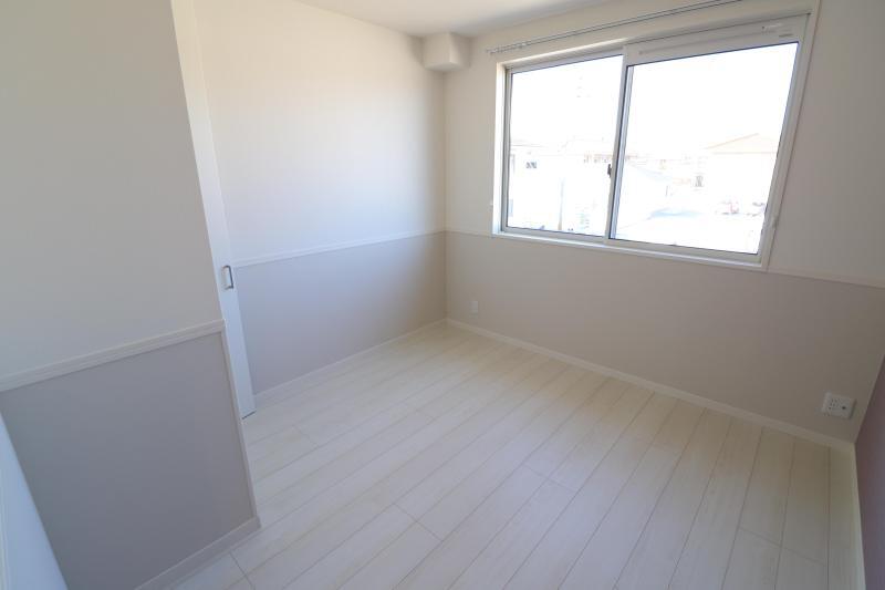 拡大写真：セレナガーデンＤ棟 2階202の洋室5.2帖
