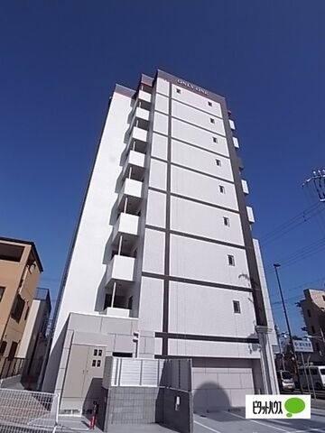 ONLYONE灘南通の外観