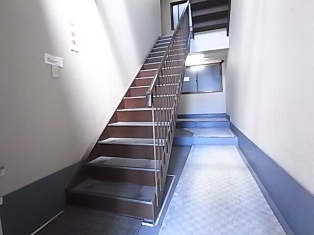 拡大写真：神戸市灘区烏帽子町２丁目 4階402の外観