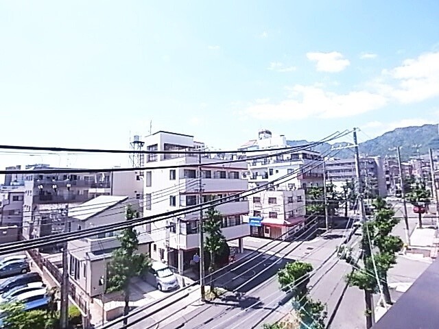拡大写真：神戸市灘区烏帽子町２丁目 4階402の内観