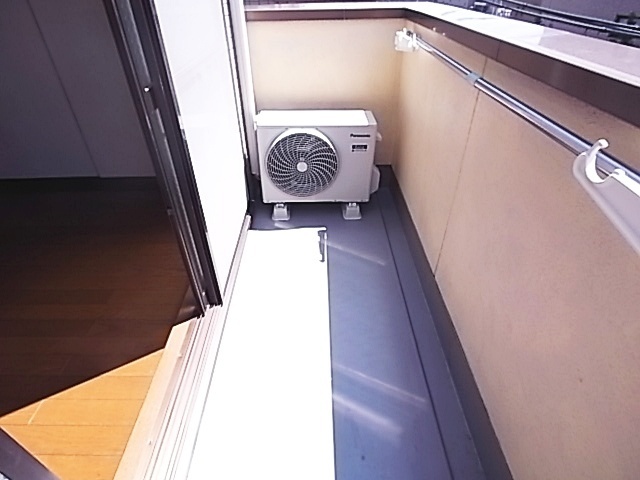 拡大写真：神戸市灘区烏帽子町２丁目 4階402の内観