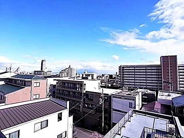 拡大写真:カァーサ六甲 5階501の内観