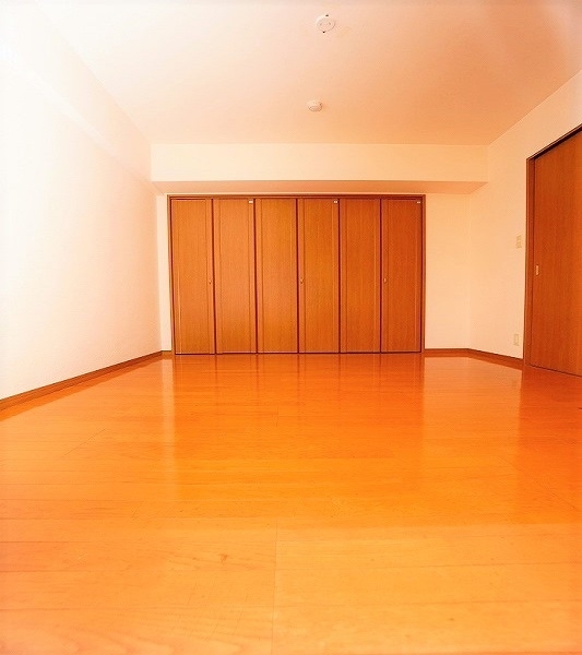 拡大写真:糟屋郡粕屋町大字柚須 3階302の★南西向きで日当たり良好★