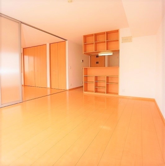 拡大写真:糟屋郡粕屋町大字大隈 2階202の★温もりのあるおしゃれな室内です★