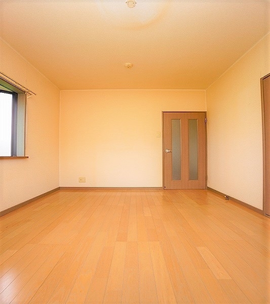 拡大写真:糟屋郡篠栗町大字乙犬 1階101の★室内は日当たり良好です★