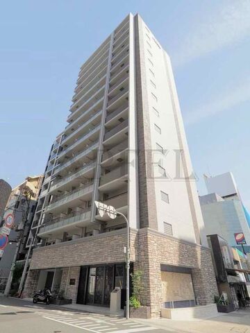ラクラス本町東の外観