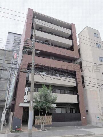 カルムレトリア西梅田の外観