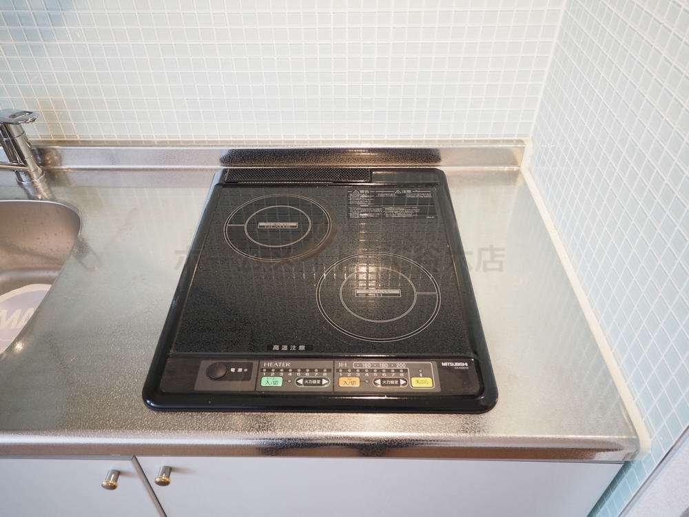 拡大写真:アーバンフラッツ瓦町 7階705のキッチン