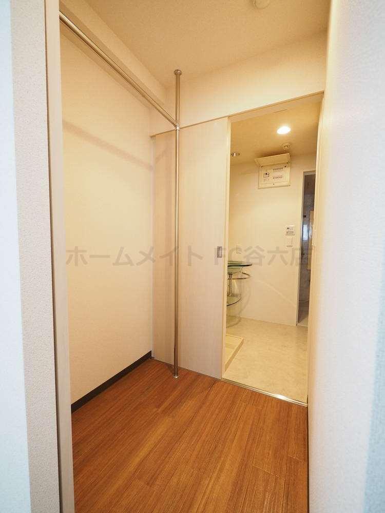 拡大写真:アーバンフラッツ瓦町 7階705の収納