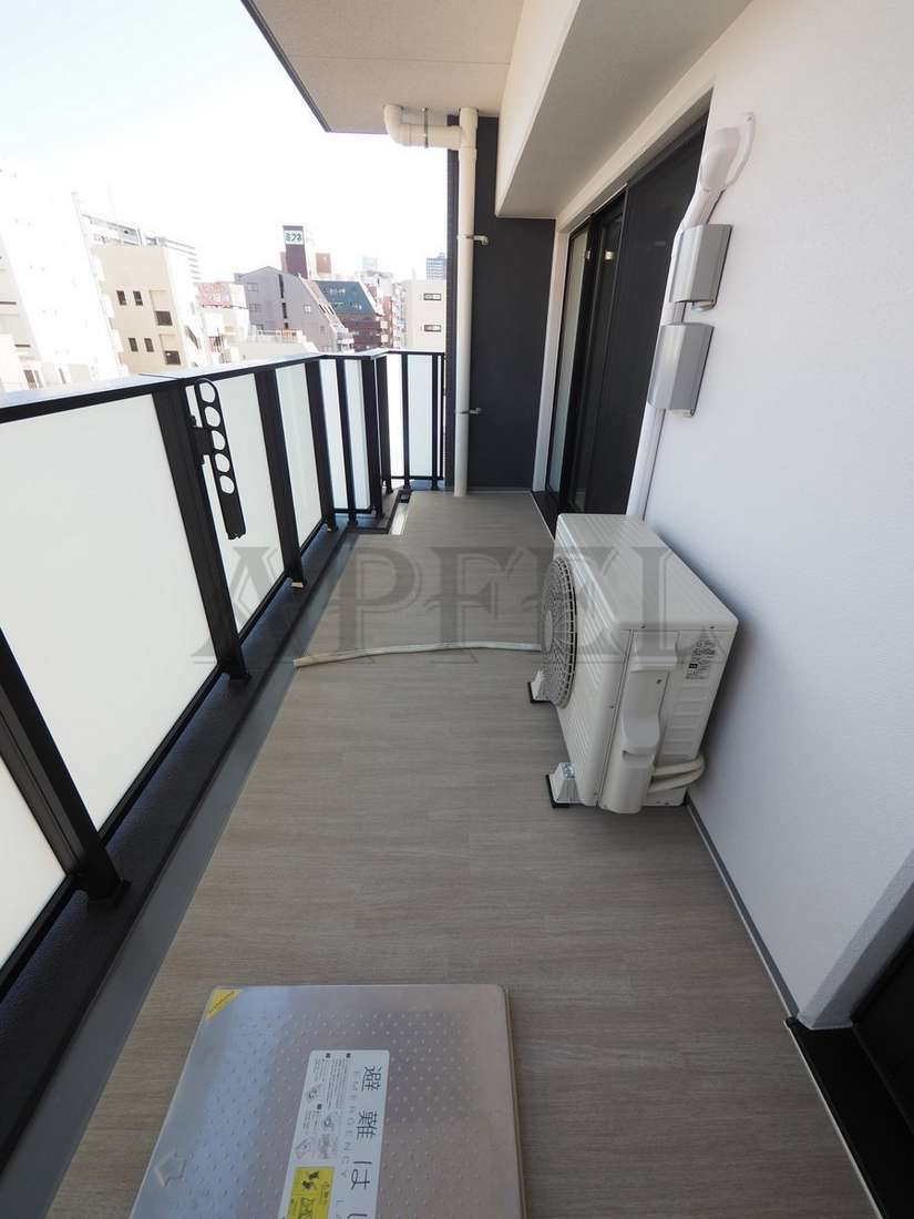 拡大写真:SK RESIDENCES SHINSAIBASHI 6階601のバルコニー