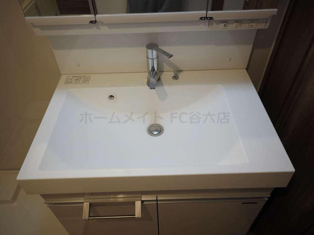 拡大写真:和宏一輝 4階30Vの洗面所
