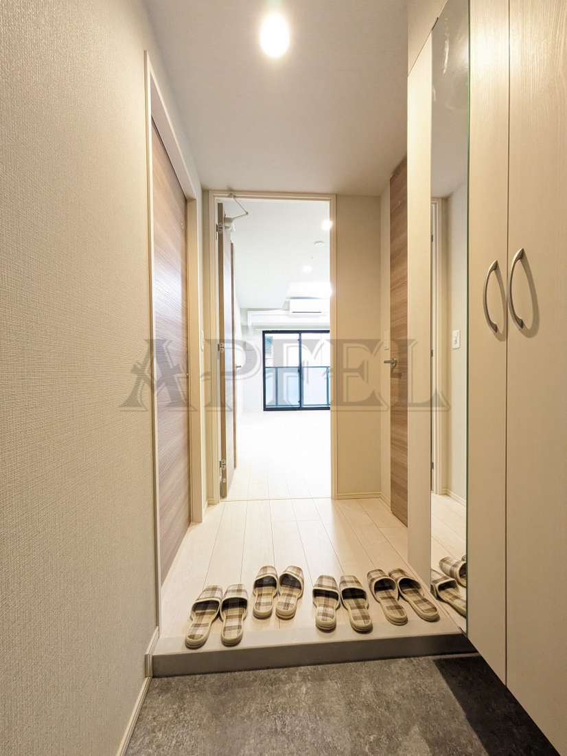 拡大写真:ローズコーポ堺筋本町 4階403の玄関