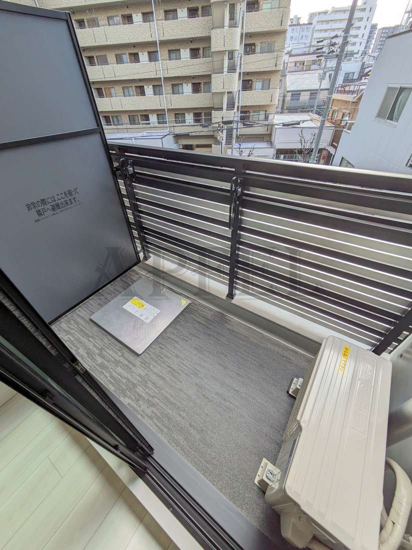 拡大写真:S-RESIDENCE都島Elegant 2階209のバルコニー