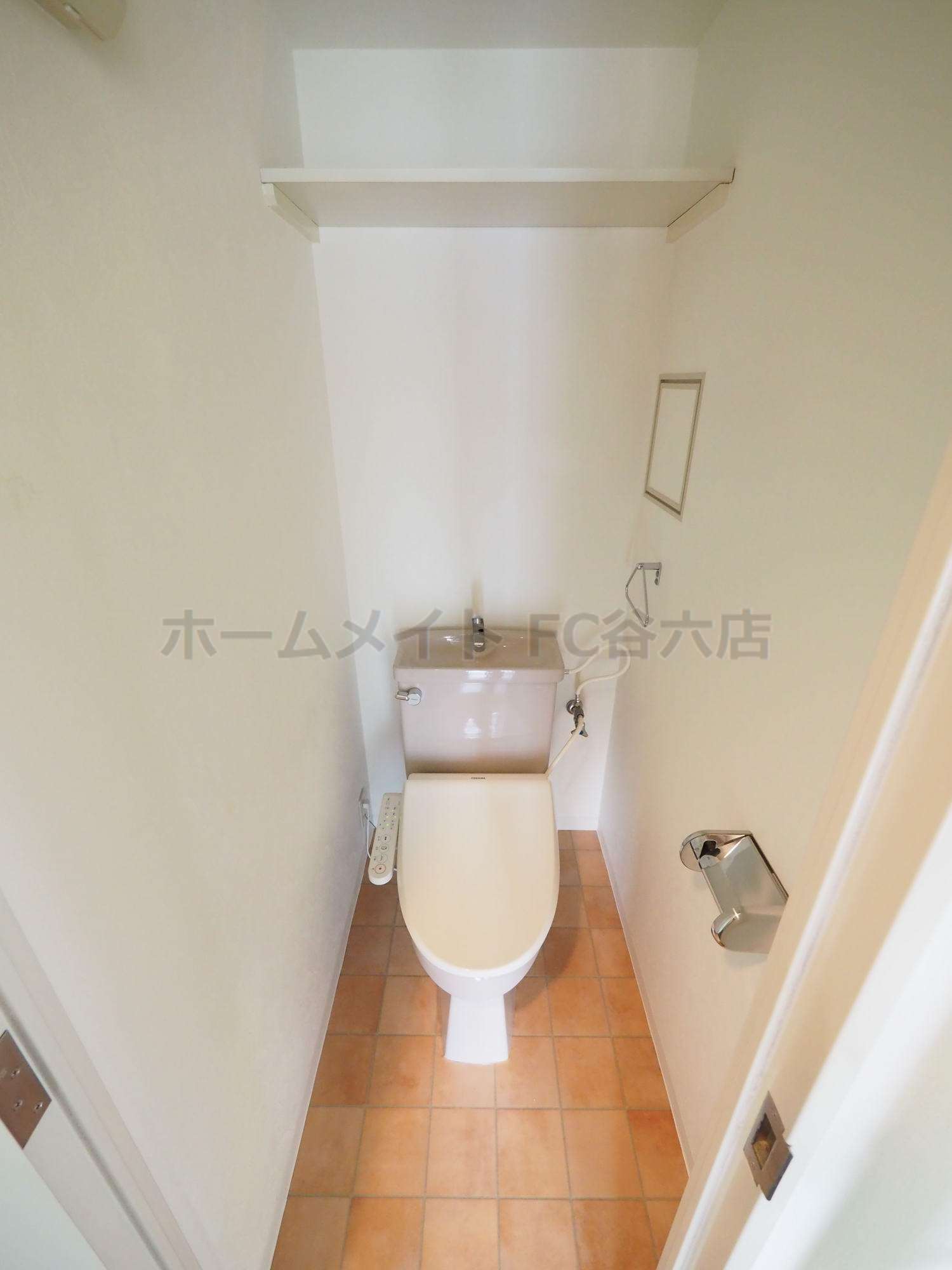 拡大写真:日宝ライフ十二軒町 4階403のトイレ
