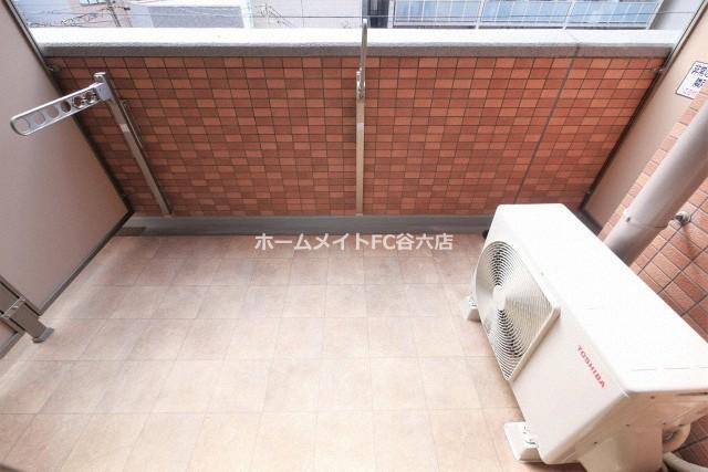 拡大写真:アーバネックス西長堀 14階1404のバルコニー