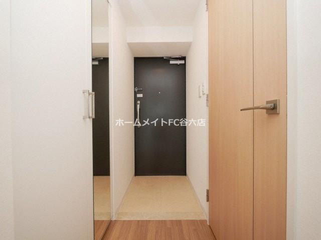 拡大写真:アーバネックス梅田西 9階902の玄関