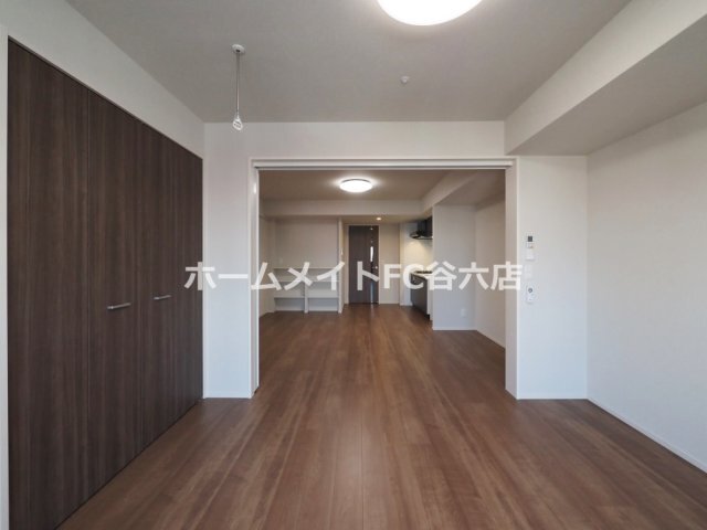 拡大写真:グランセジュール大国町 4階411の洋室
