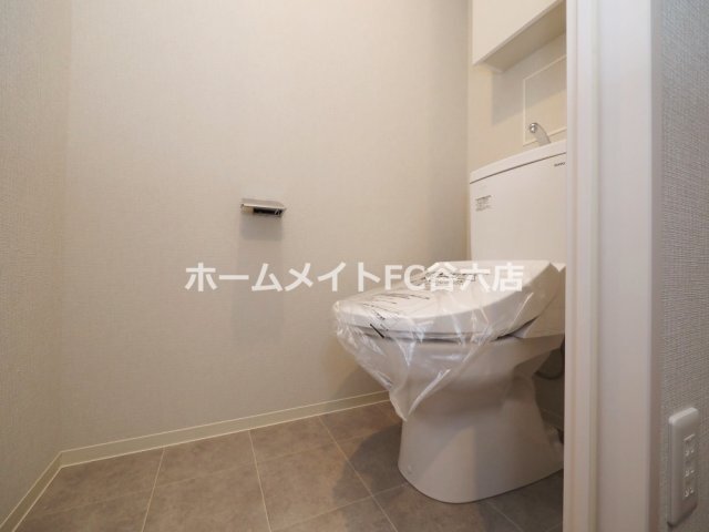 拡大写真:グランセジュール大国町 4階411のトイレ