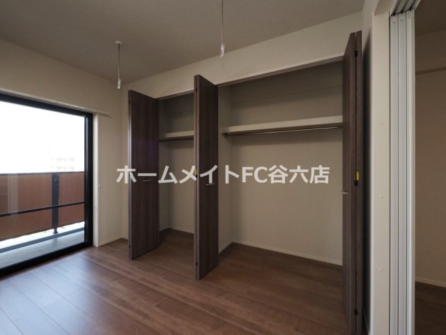 拡大写真:グランセジュール大国町 4階411の収納