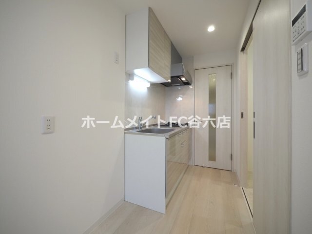 拡大写真:アーバンパーク新大阪 10階1008のキッチン