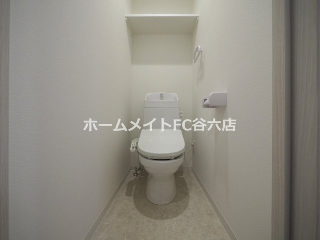 拡大写真:アーバンパーク新大阪 10階1008のトイレ