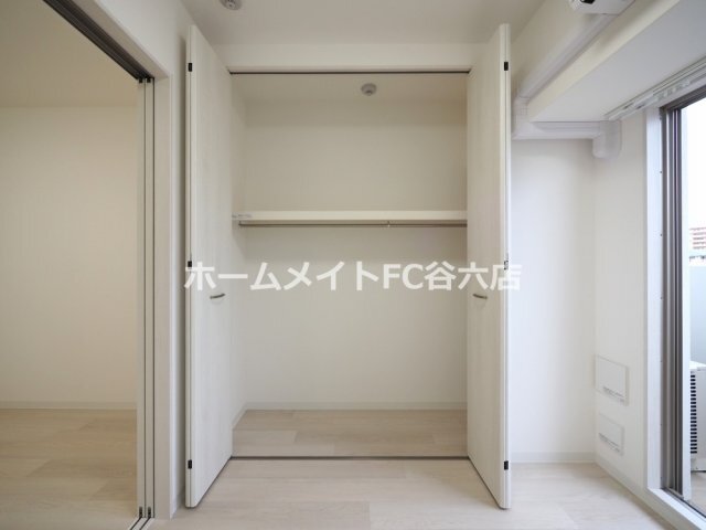 拡大写真:アーバンパーク新大阪 10階1008の収納