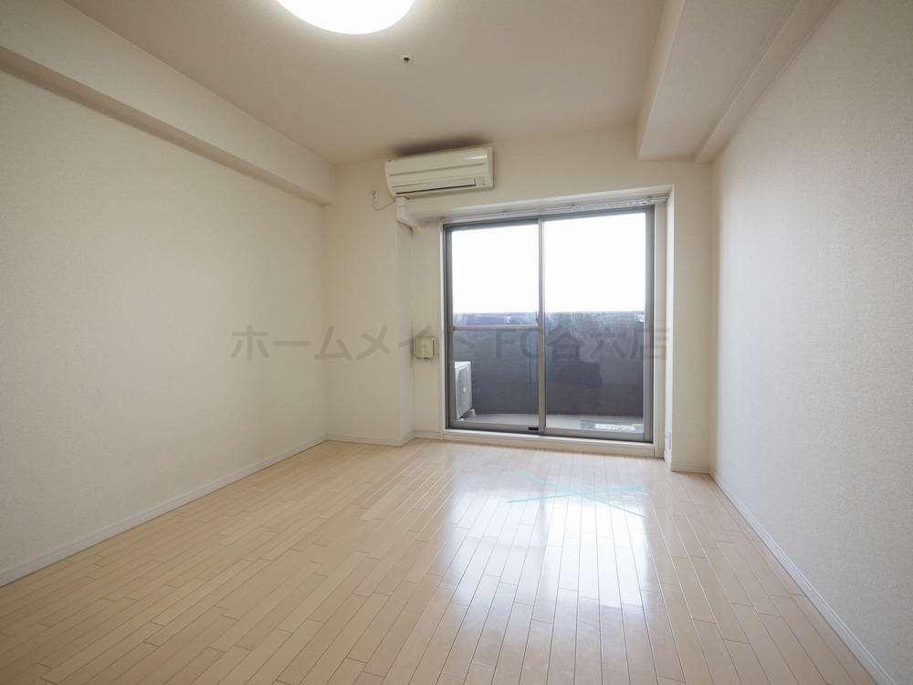 拡大写真:S-RESIDENCE Hommachi Marks 12階1202の居間