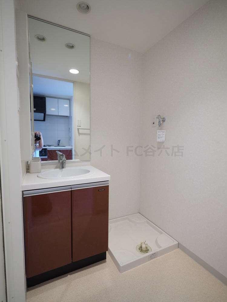 拡大写真:S-RESIDENCE Hommachi Marks 12階1202の洗面所
