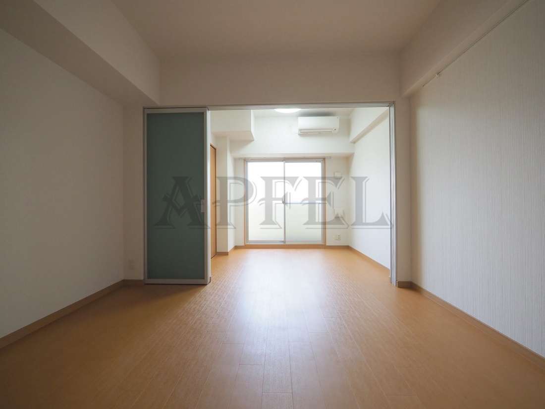 拡大写真:ONE ROOF FLAT TENJINBASHI 12階1206の居間