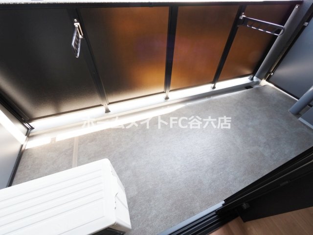 拡大写真:グランセジュール大国町 7階707のバルコニー