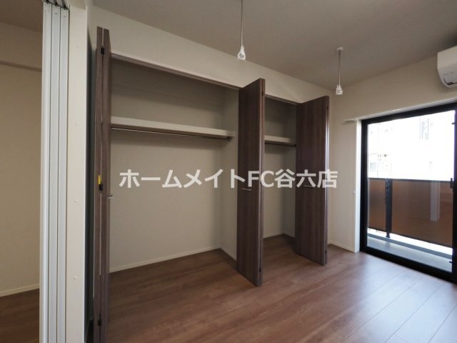 拡大写真:グランセジュール大国町 4階415の収納