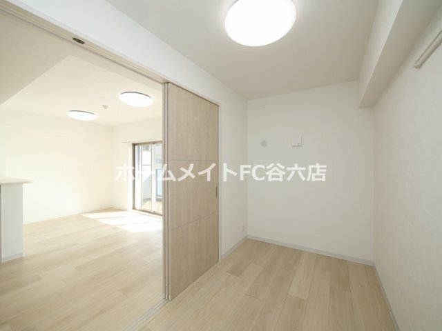 拡大写真：セイワパレス新大阪 4階403の洋室