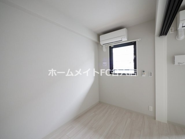 拡大写真:Alivis三国本町 2階202の寝室