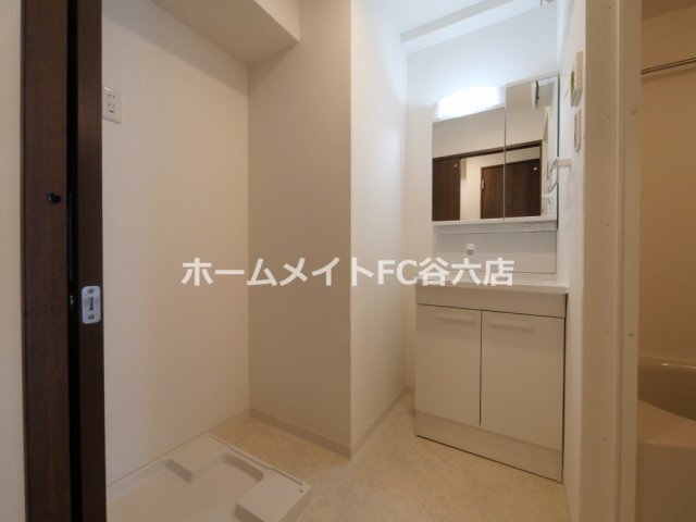 拡大写真:GRAN PASEO 江坂 3階307の洗面所