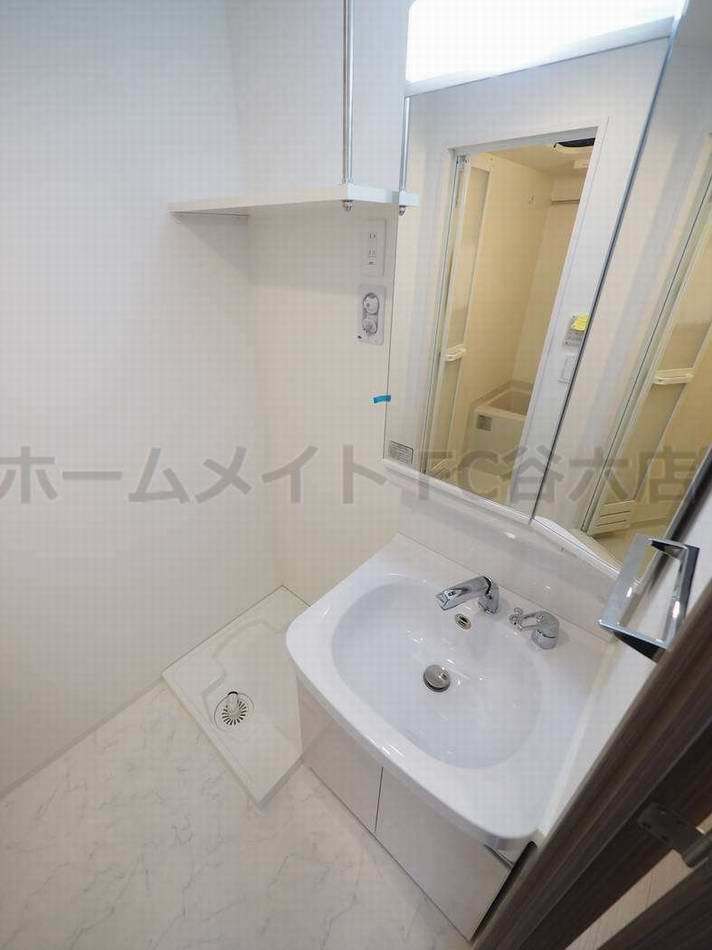 拡大写真:レジュールアッシュ桜宮リバーテラス 1階104の洗面所