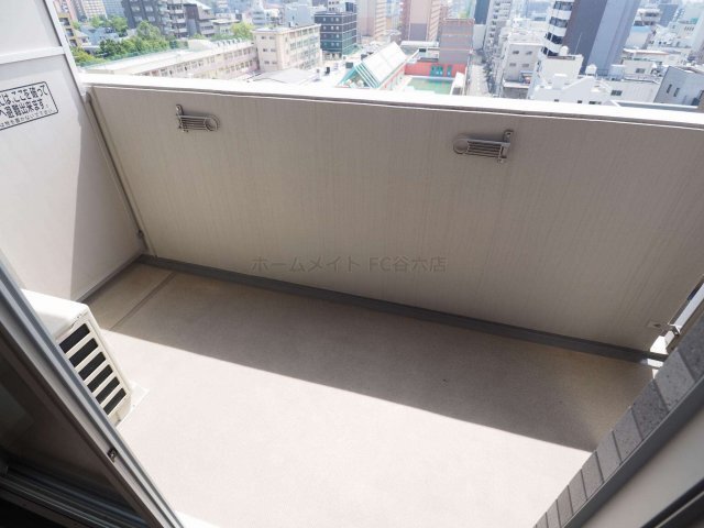 拡大写真:アーバンフラッツ上町 4階403のバルコニー