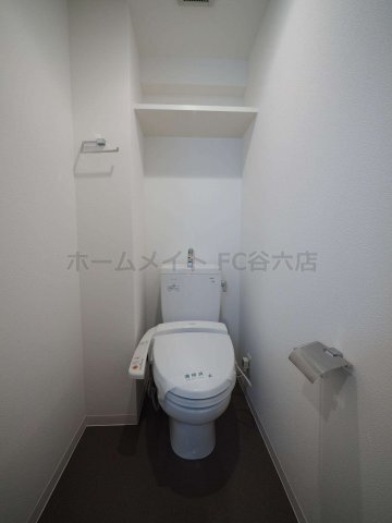 拡大写真:アーデン谷町 8階808のトイレ