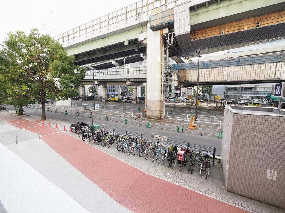 拡大写真:SERENiTE本町reflet 7階702の展望