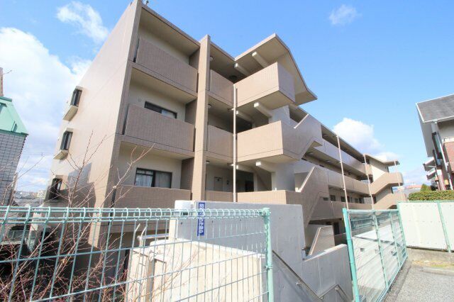 拡大写真：プリムベール向丘 1階101の外観
