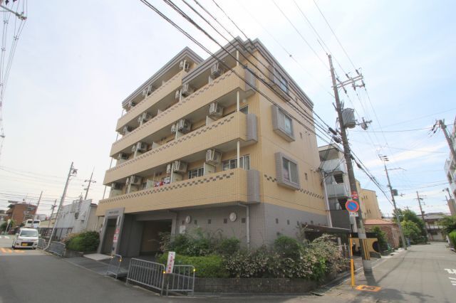 ハイツジュン3の外観
