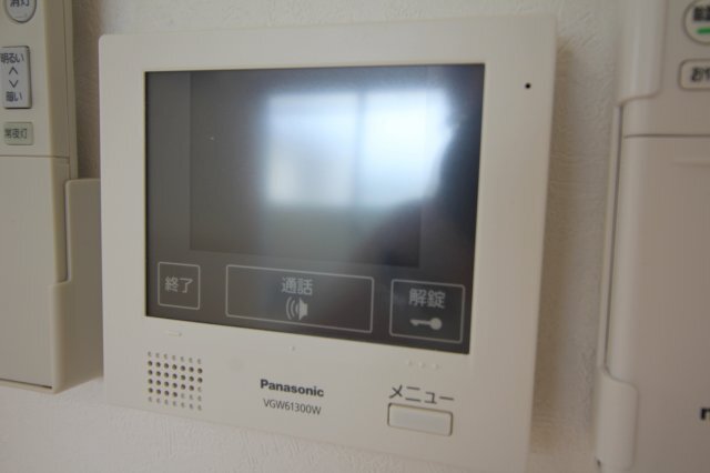 拡大写真：リコルテサントルモンターニュ 2階205のセキュリティ