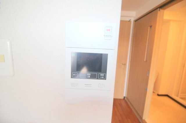 拡大写真:エスポワール豊中宮山 2階206のセキュリティ