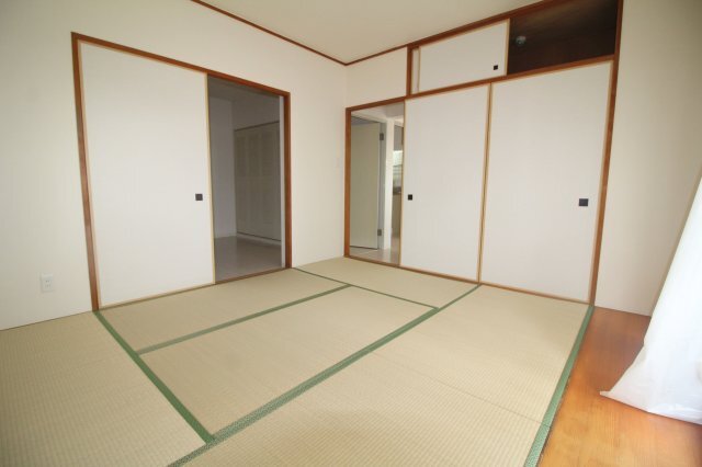 拡大写真:クレール豊中曽根 1階102の和室